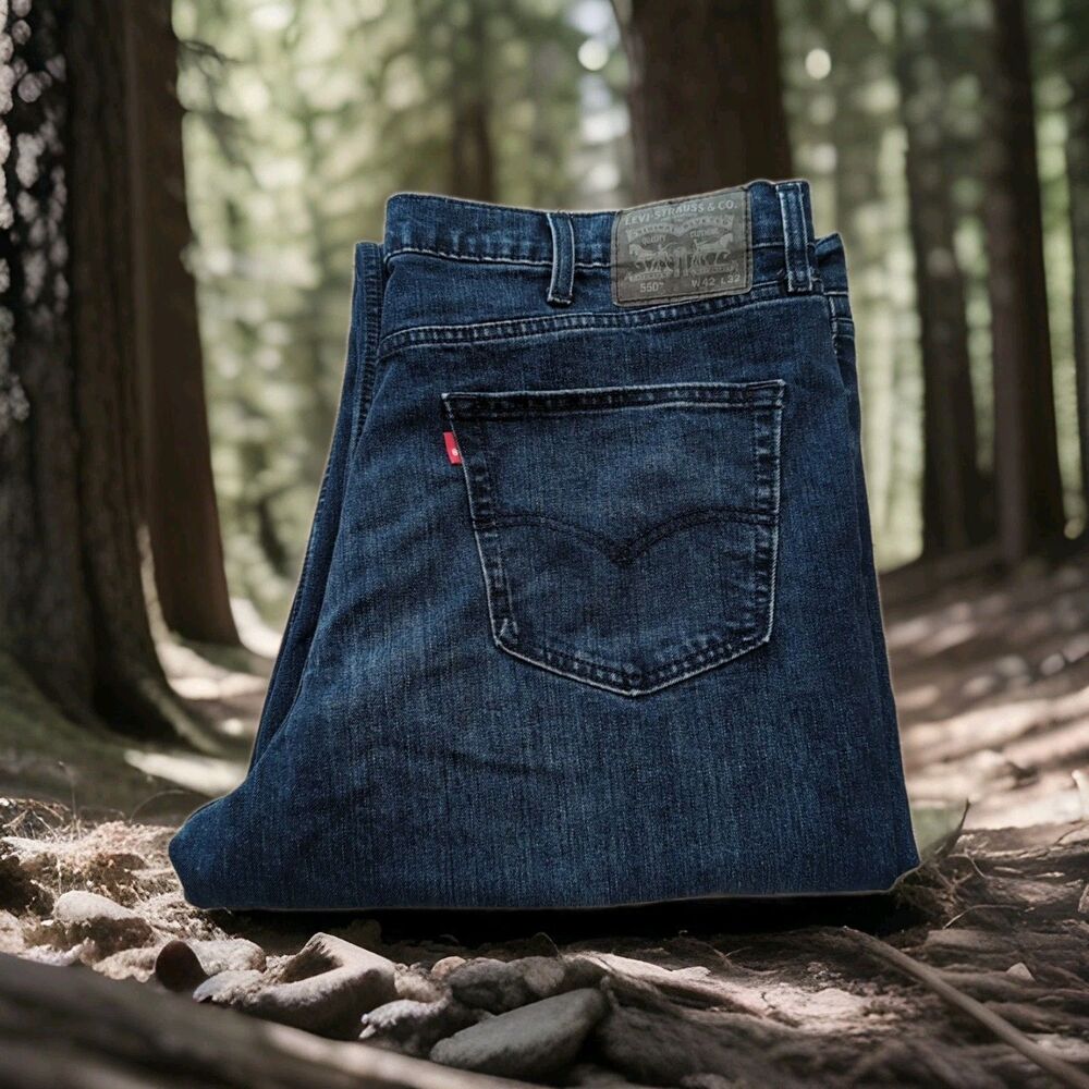 LEVI'S 550 MEN'S BLUE JEANS SIZE 42x32 STRAIGHT RELAXED DARK WASH EUC